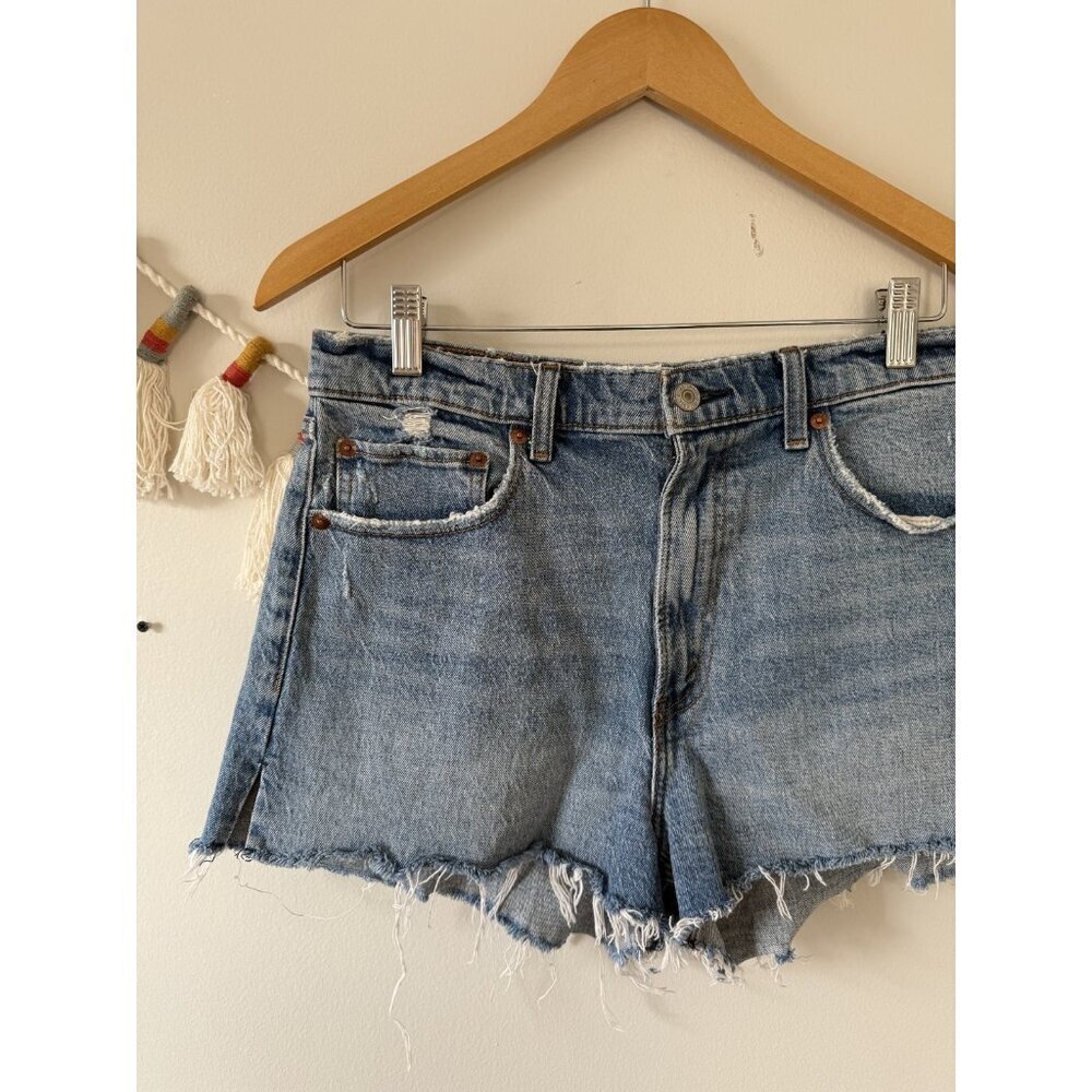 Abercrombie & Fitch The Mom Short High Rise Distress Blue Denim Cut Off 30/10 - Picture 4 of 8